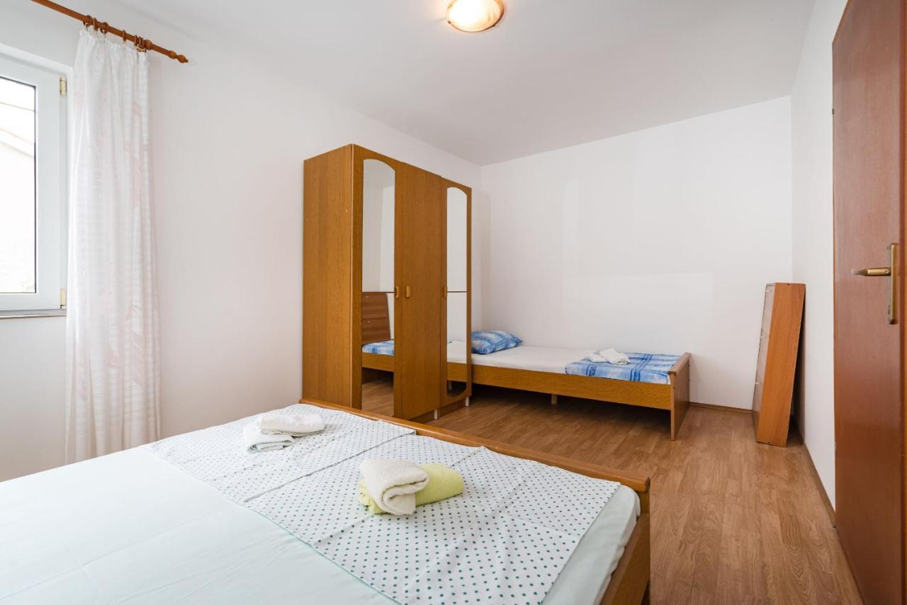 Nice Apartment Silvia Novaglia Esterno foto